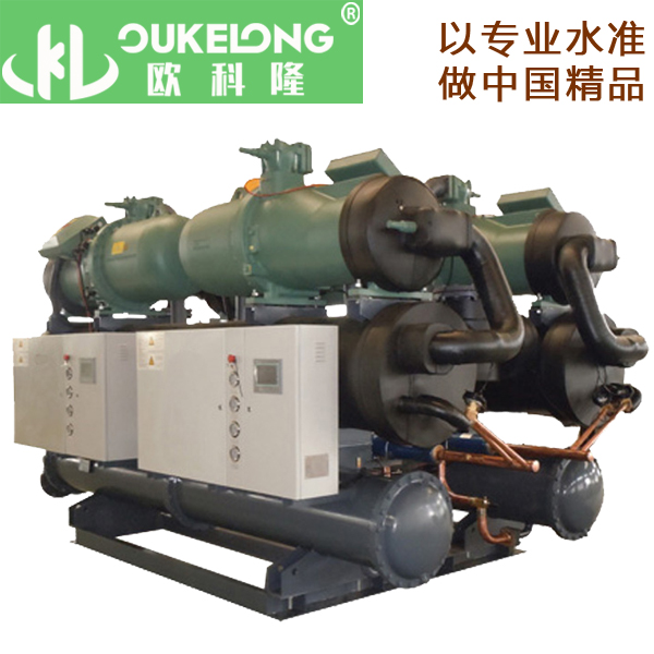 水冷螺桿式（四機頭）